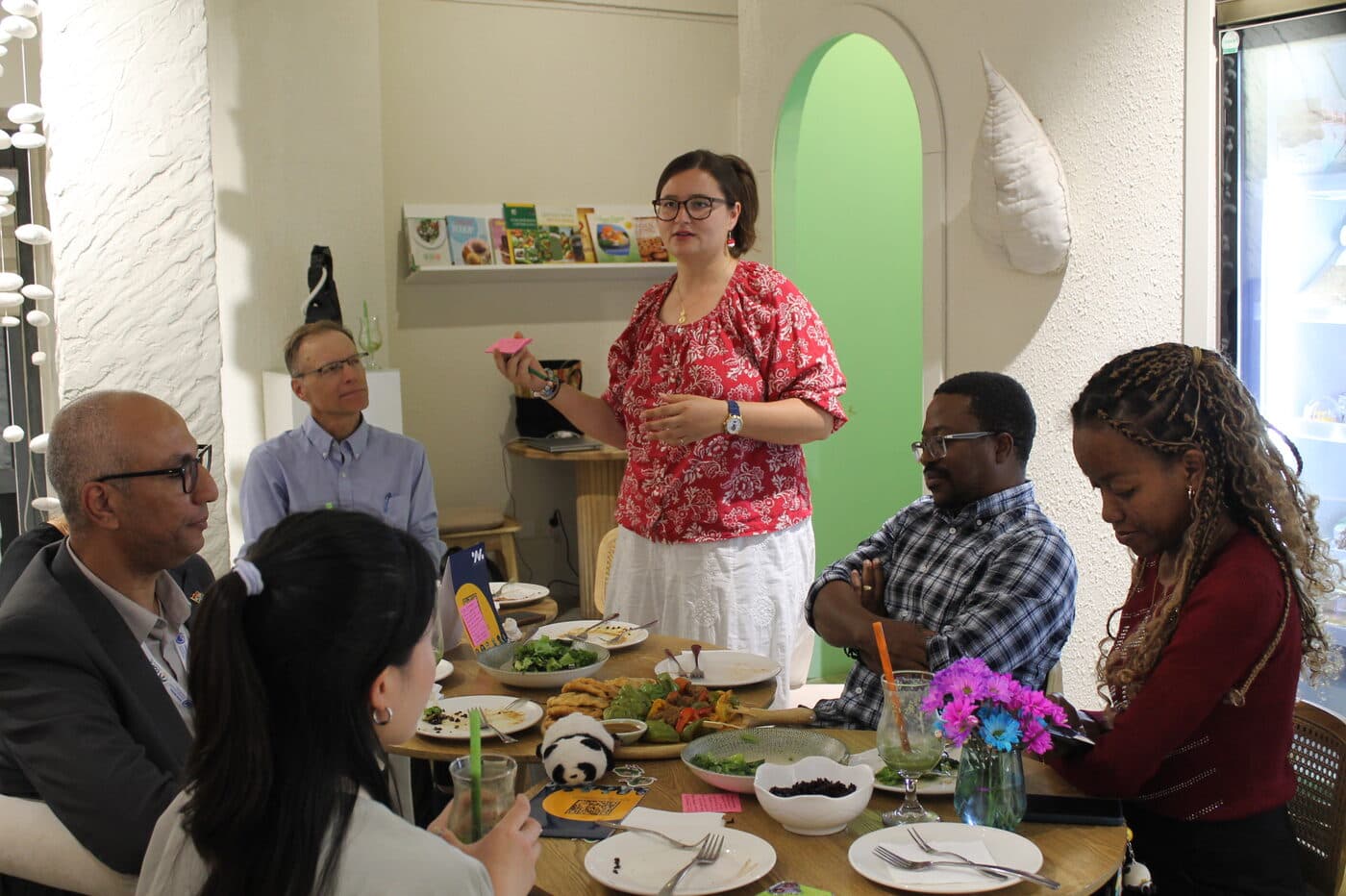 Opening the discussion at the dinner table
